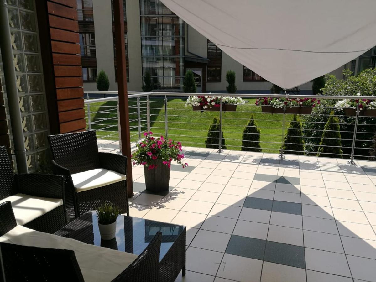 Apartament Zeta Park Centrum Ustroń Exteriör bild